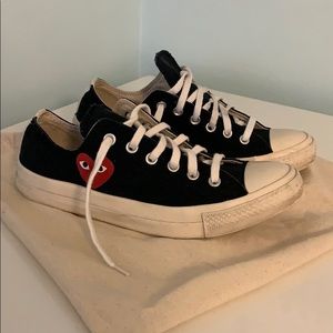Comme des Garçons PLAY Converse